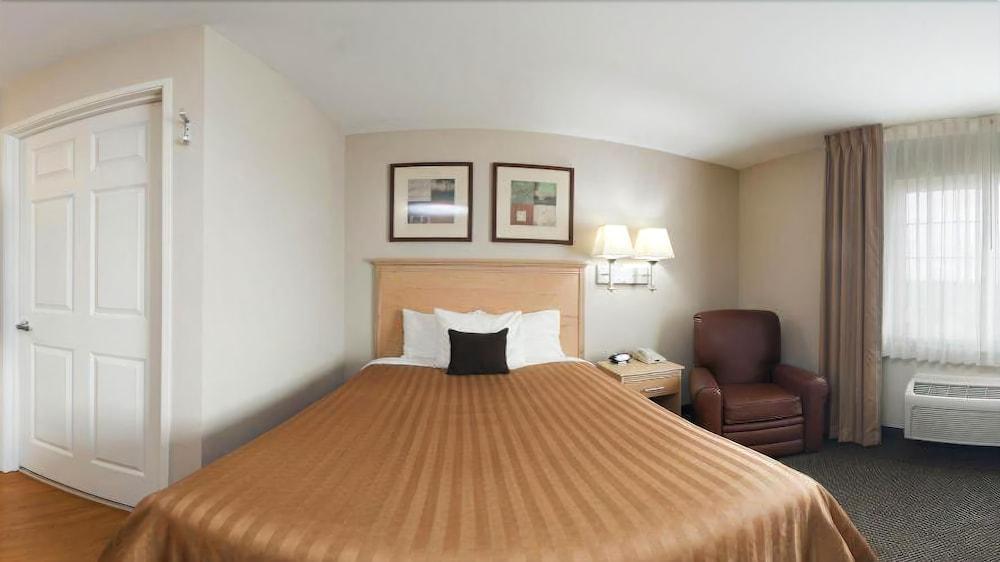 Candlewood Suites Milwaukee Brown Deer, An Ihg Hotel Exteriér fotografie
