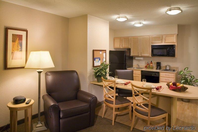 Candlewood Suites Milwaukee Brown Deer, An Ihg Hotel Pokoj fotografie